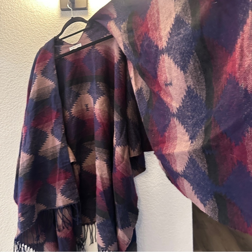 Woven Heart Plaid Fringe Poncho Wrap Boho Cozy Blanket Shawl One Size Winter - Picture 3 of 7